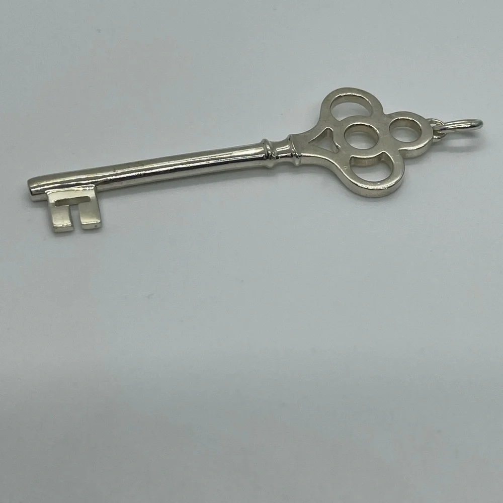 Tiffany & Co. Crown Key Pendant - Picture 8 of 8